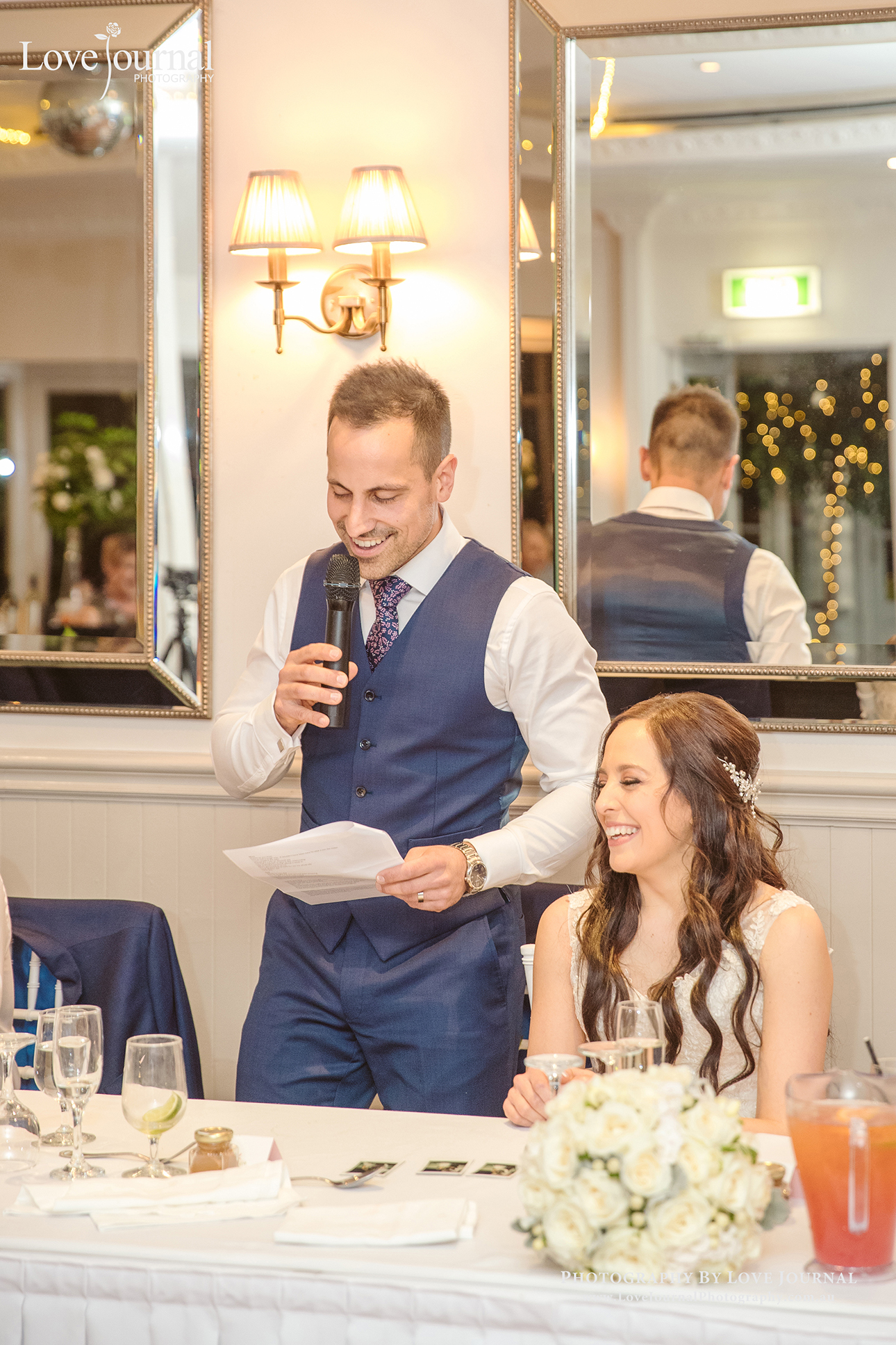 Melbourne-wedding-Photography-at-Poet's-lane-receptions
